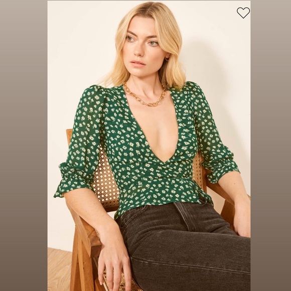 Reformation v-neck wrap top - Picture 7 of 7